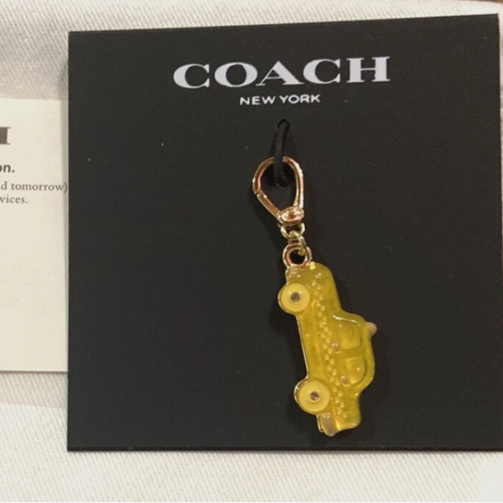 NYC Coach Yellow Taxi NEW YORK Charm